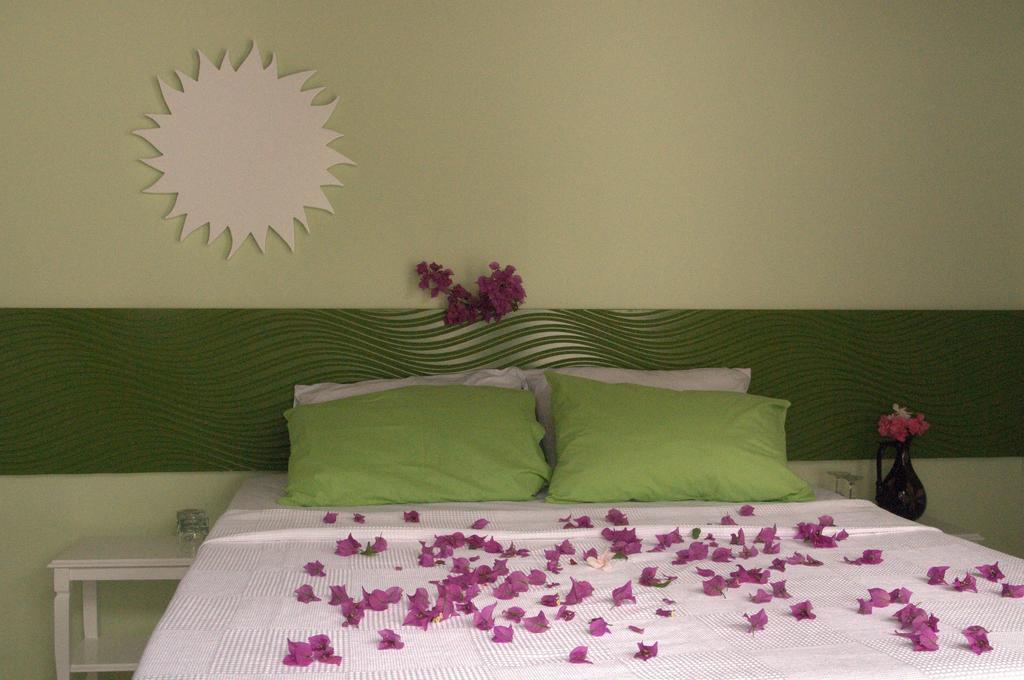Pasalimani Hotel Cesme Quarto foto