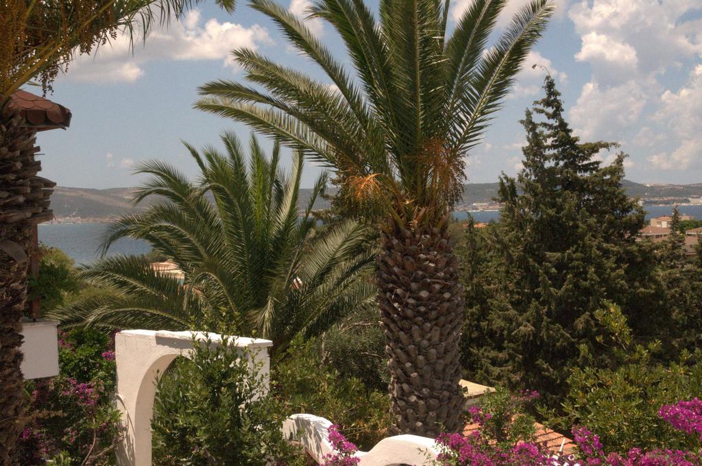Pasalimani Hotel Cesme Exterior foto